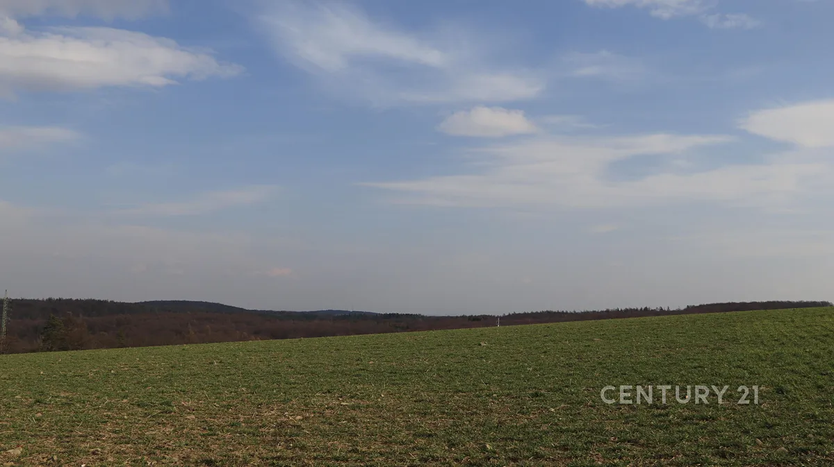 Prodej komerčního pozemku 5420 m²